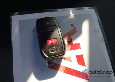 2024 Toyota Corolla Cross Hybrid Se из США, поврежденный, VIN 7MUFBABG0RV041846